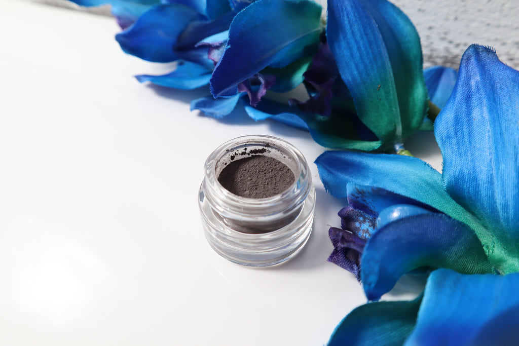 Black Coral - Natural Makeup | Clean Beauty | Clean Skincare Non-Toxic Mineral Eyeshadow | Dye-Free, Cruelty-Free, Sustainable Makeup | Made in the USA (Florida)